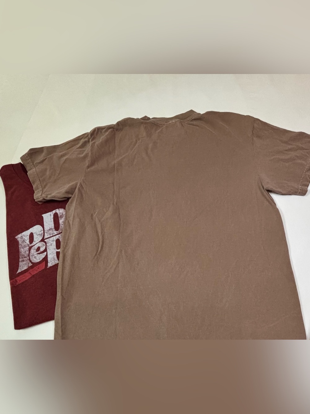 Dr Pepper fan gear Graphic Tee - Maroon heather XL & brown Halloween L - Picture 6 of 11